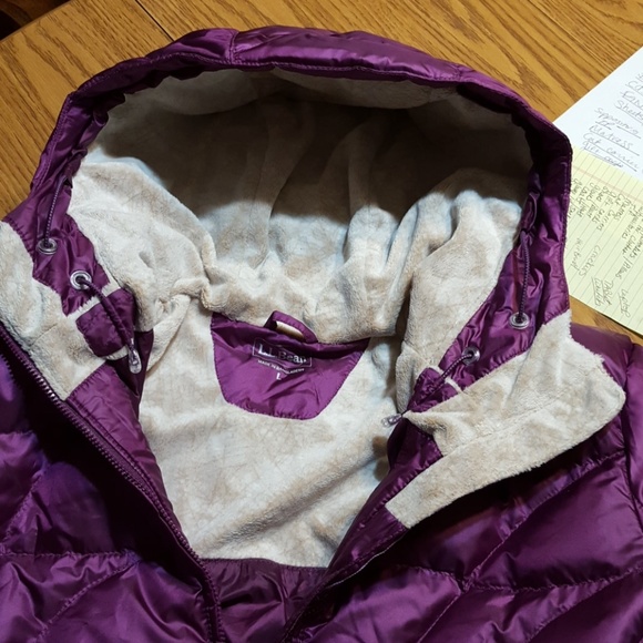 Goose down LLBean purple coat EUC - Picture 7 of 8